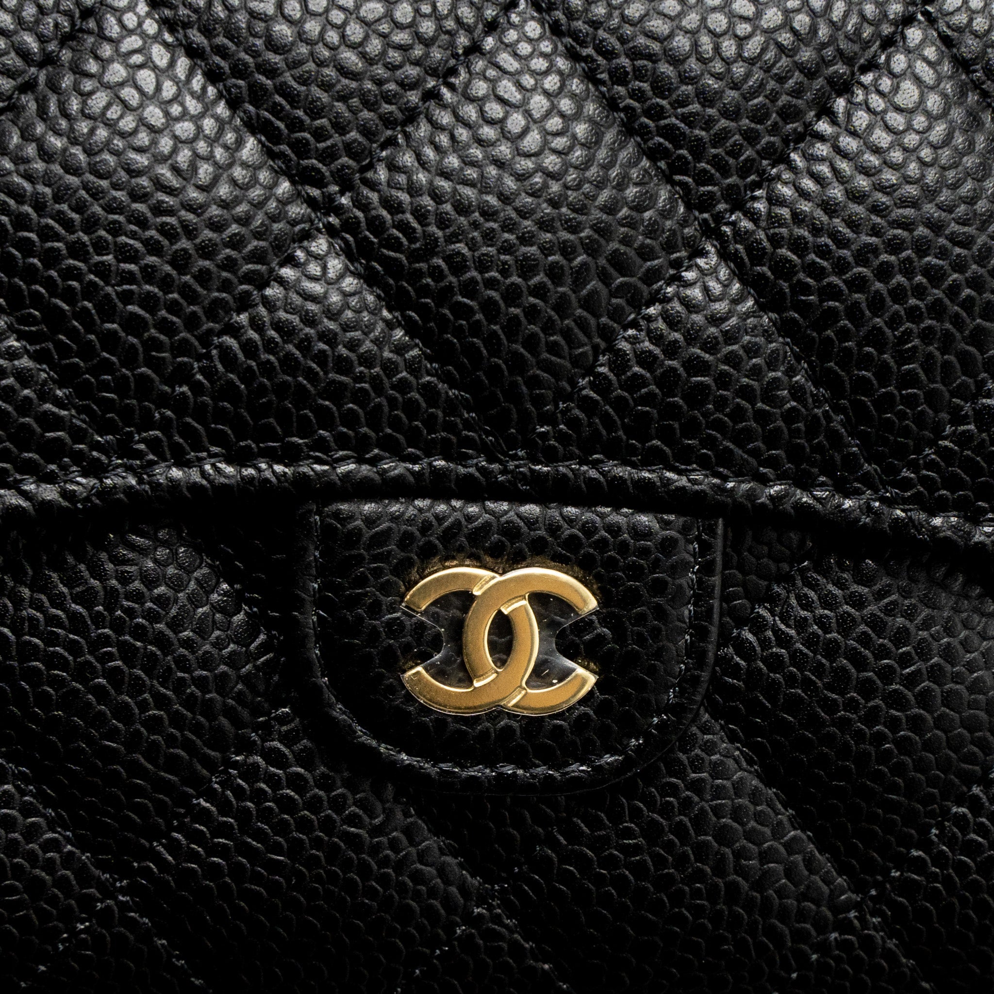 Chanel Classic Compact Wallet Caviar Black L (Microchip)