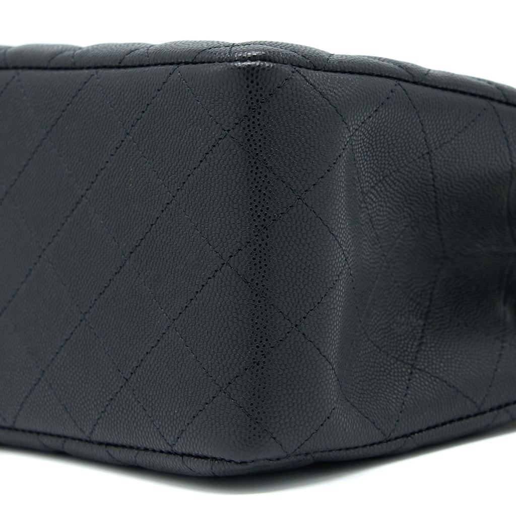 Chanel 22S Mini Bucket Bag Caviar Black L (Microchip)