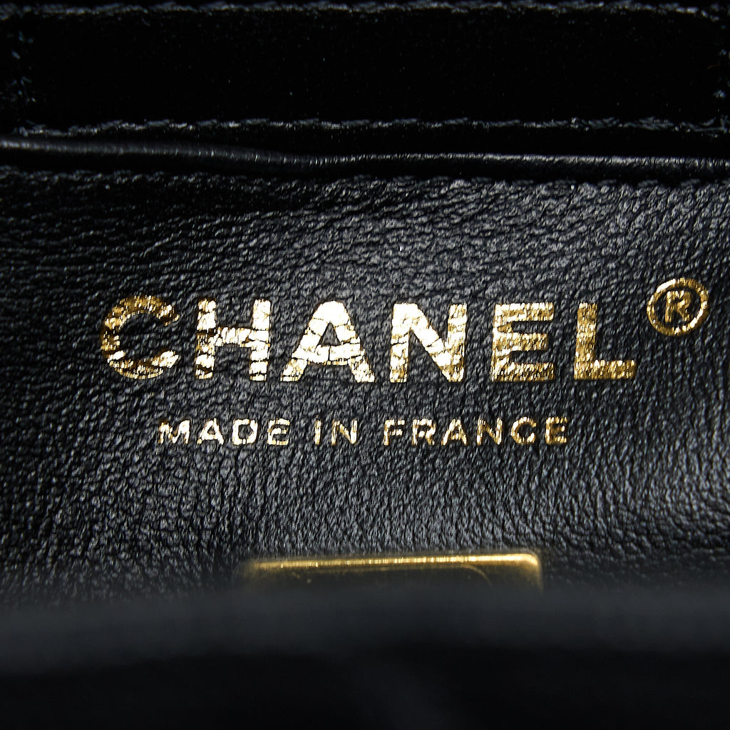 Chanel 22S Mini Bucket Bag Caviar Black L (Microchip)