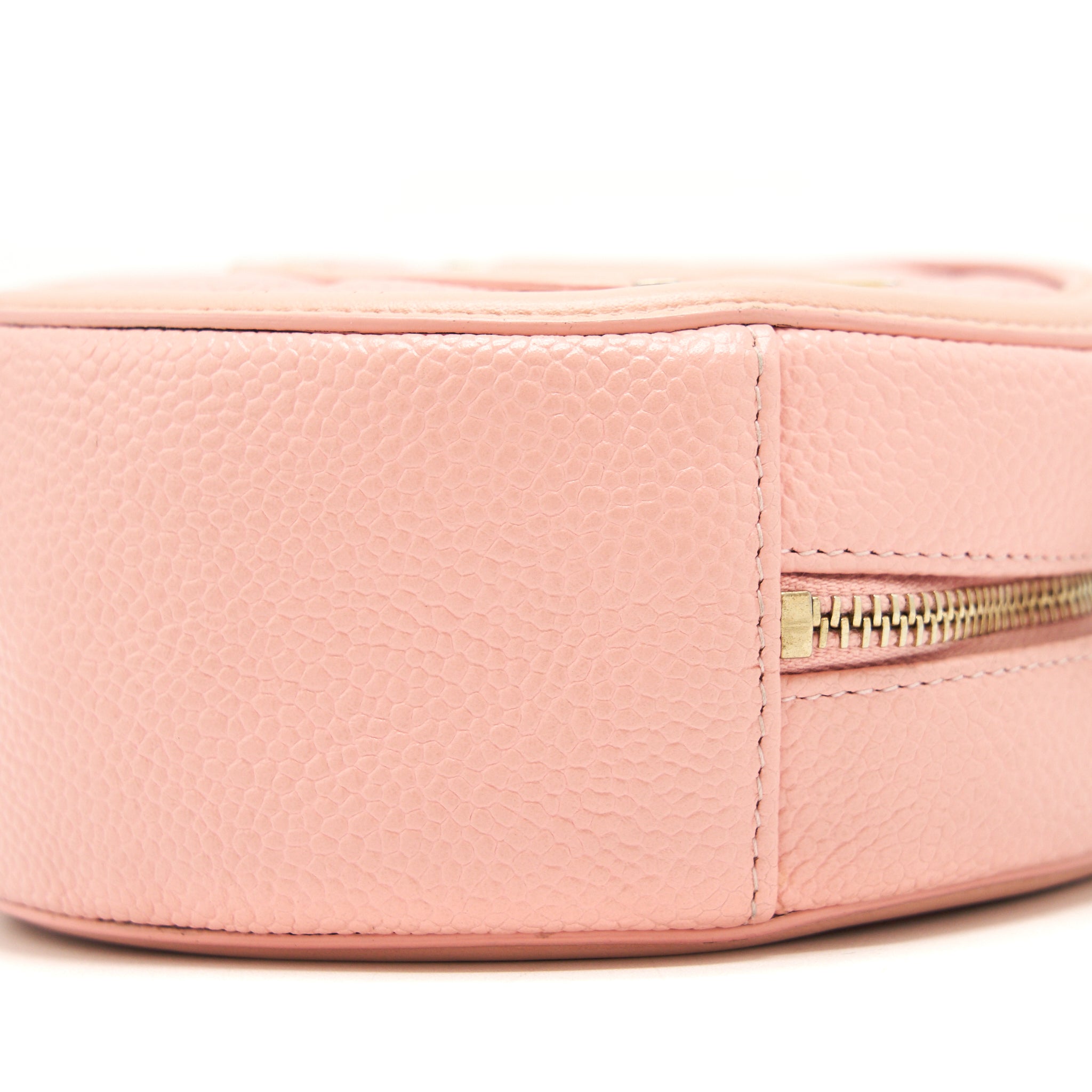 Chanel mini Round Vanity with chain caviar pink
