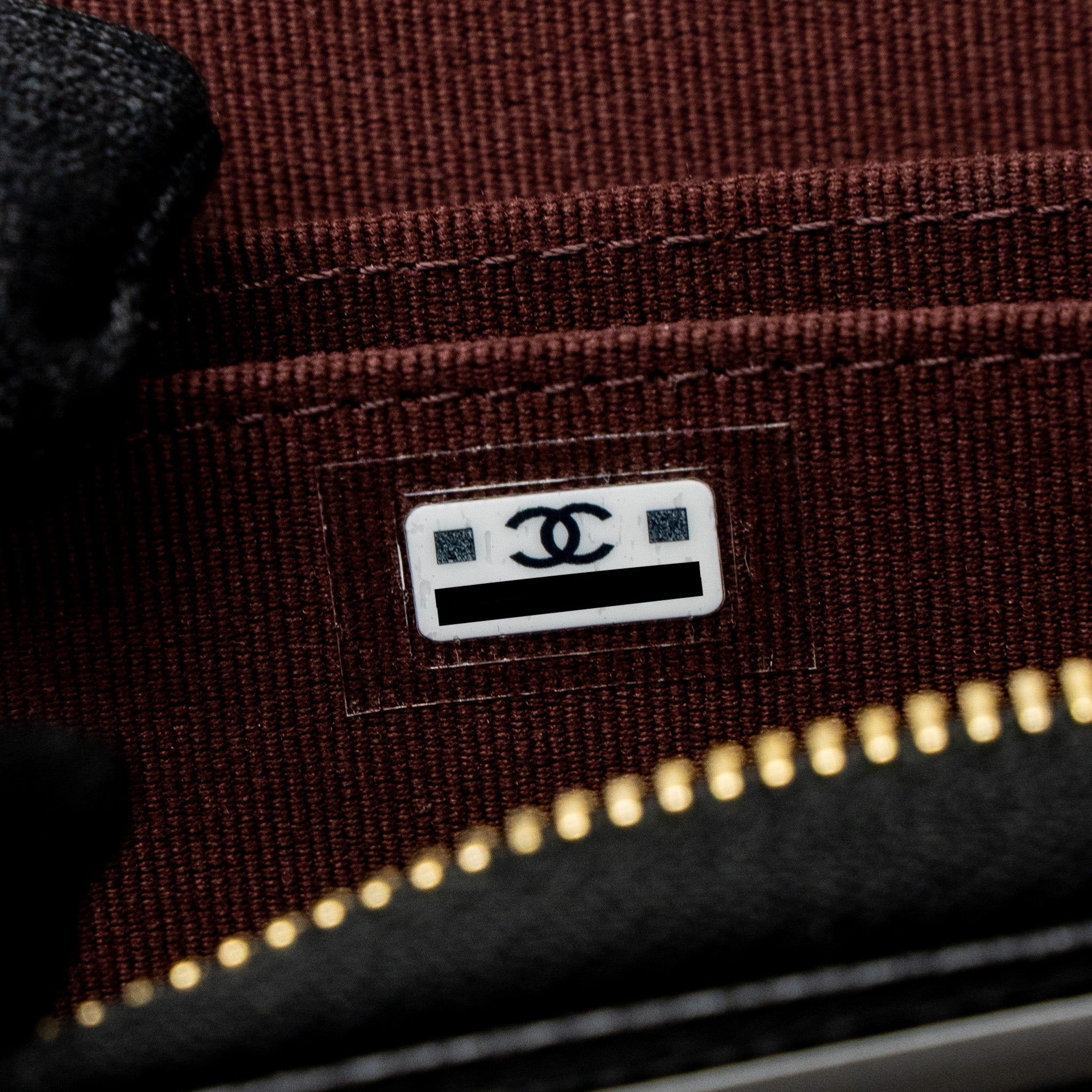 Chanel Zip Card Holder Caviar Black  (Microchip)