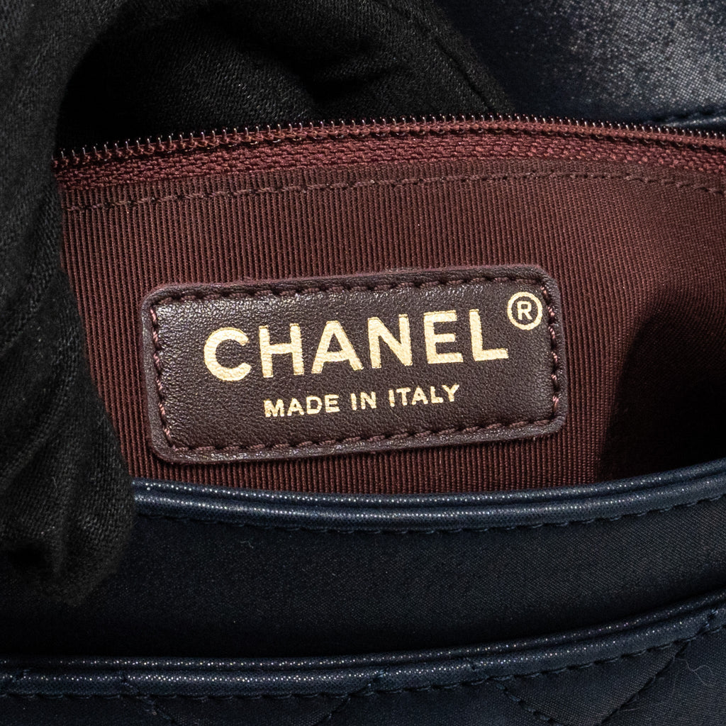 Chanel Seasonal Flap Bag Calfskin Navy