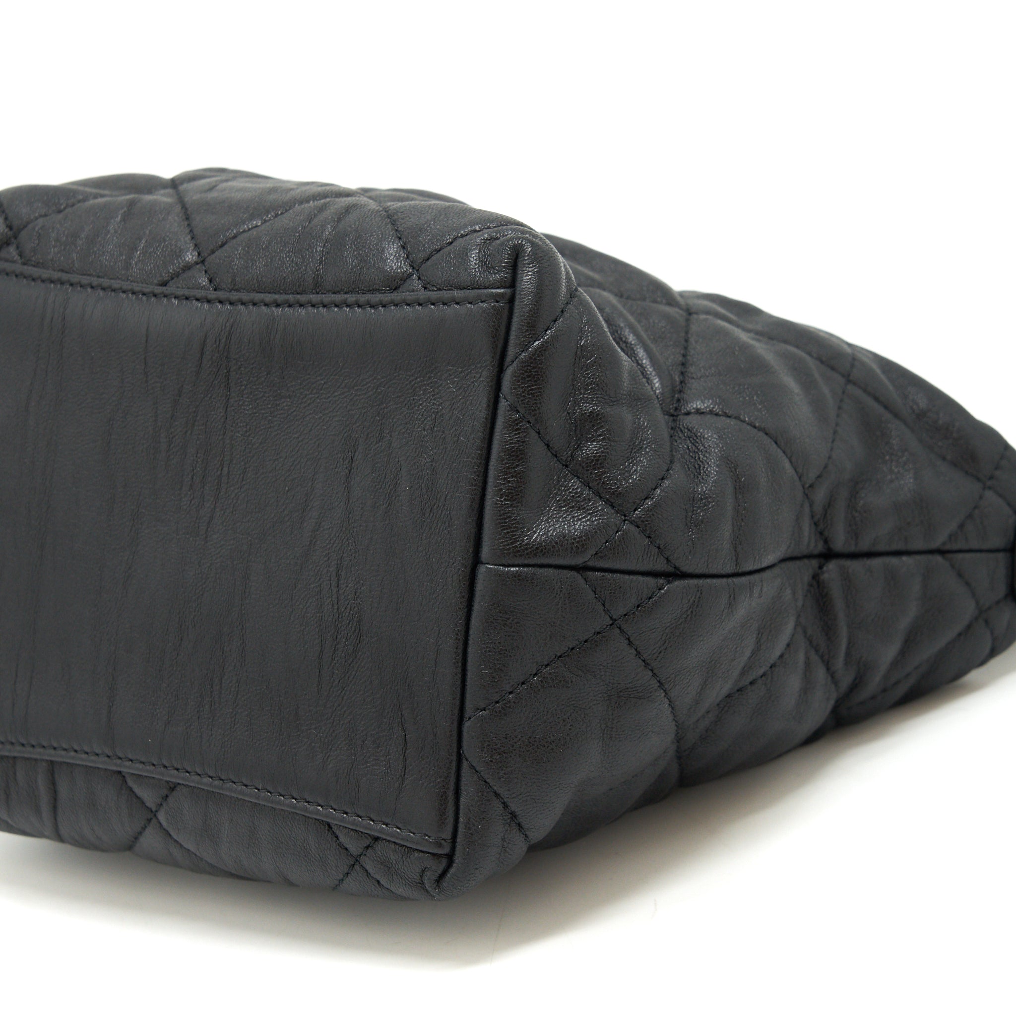 Chanel Hobo Crossbody Bag Lambskin Black