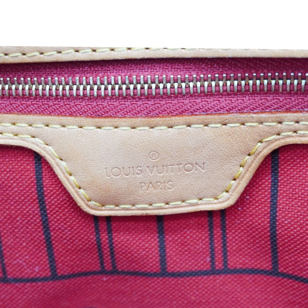 LOUIS VUITTON Neverfull MM Monogram Canvas Tote Bag Brown