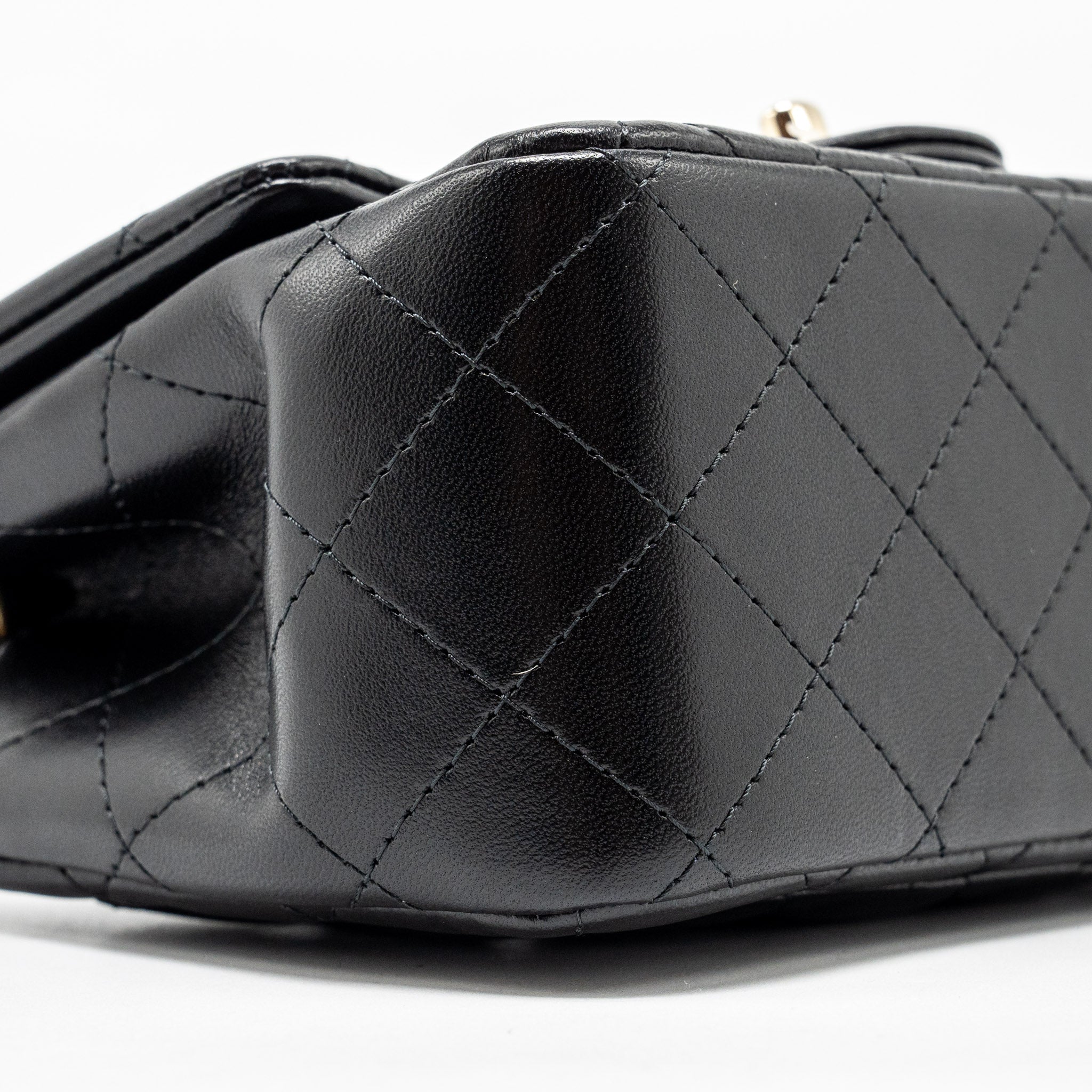 Chanel mini square flap bag lambskin black L (microchip)