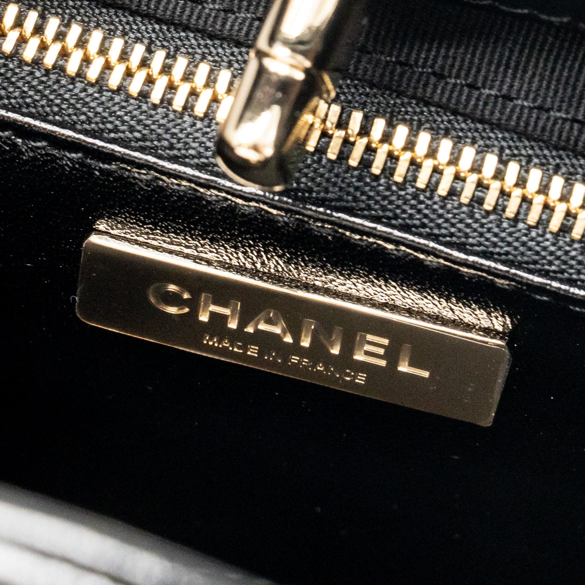 Chanel Mini 31 Bag Shiny Lambskin Black L (microchip)
