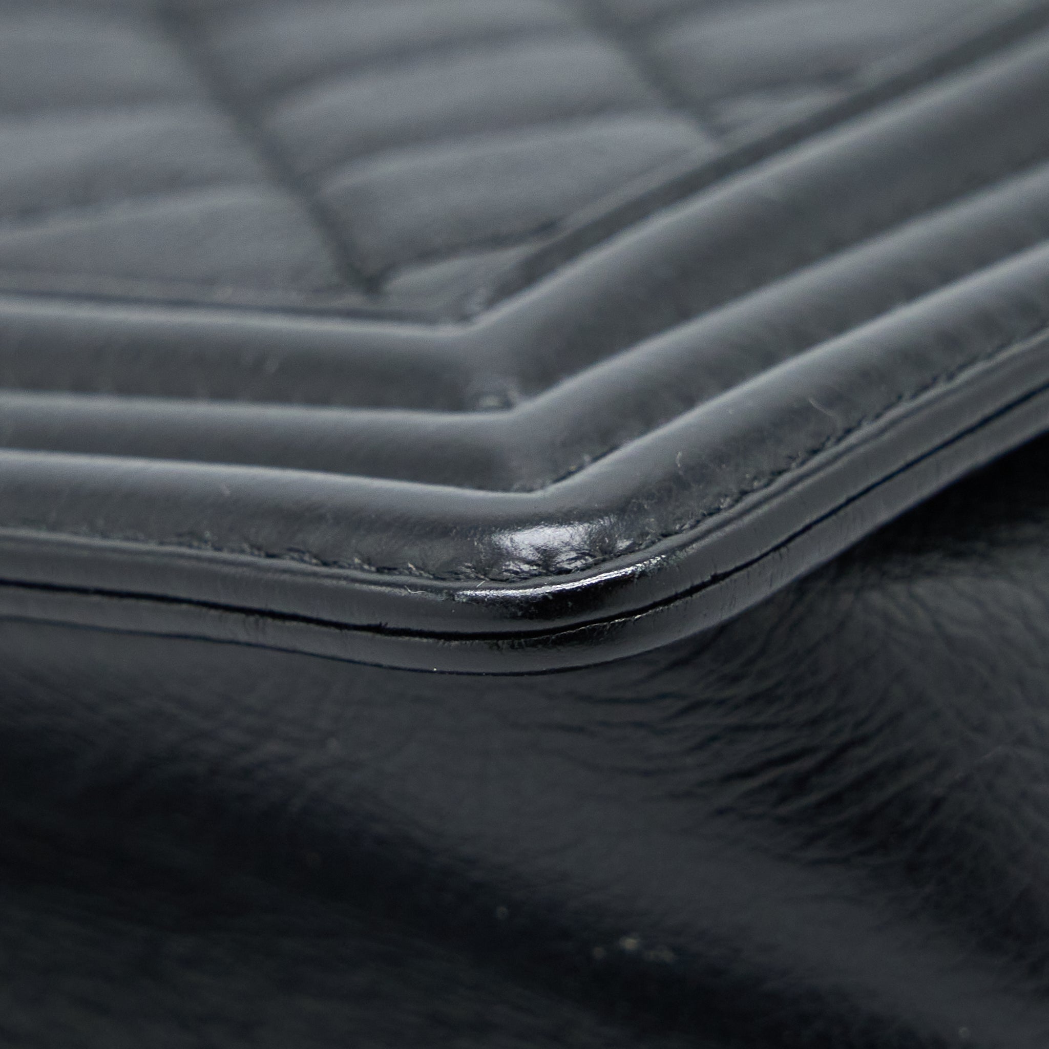 Chanel Medium Boy Bag Goathair/Calfskin Black