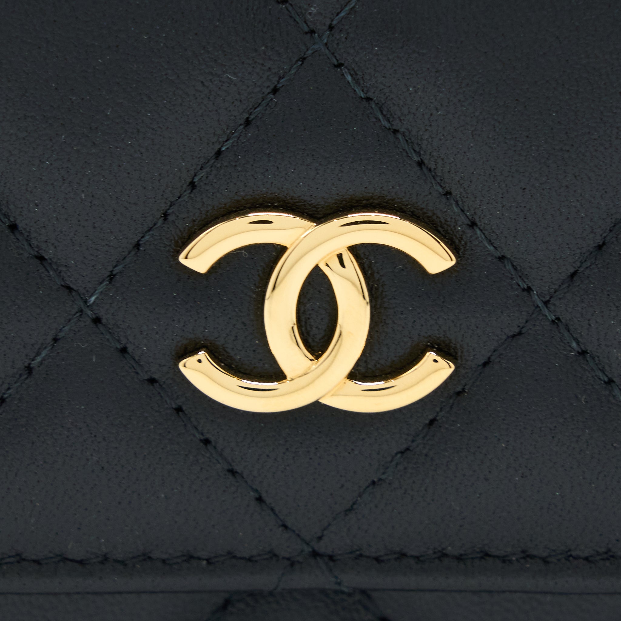Chanel Jewel Hook Cardholder Lambskin Black