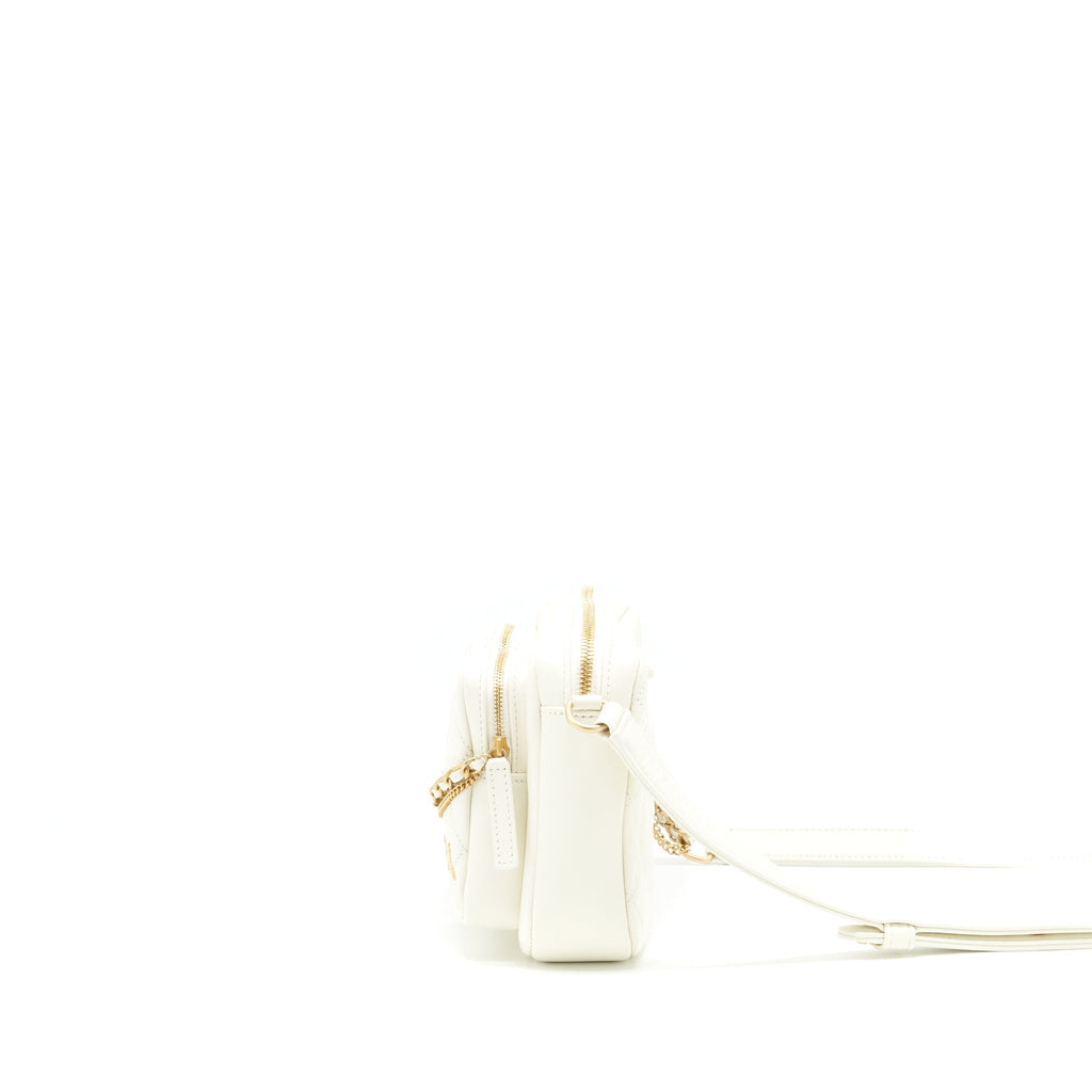 Chanel 22C Camera Bag calfskin white