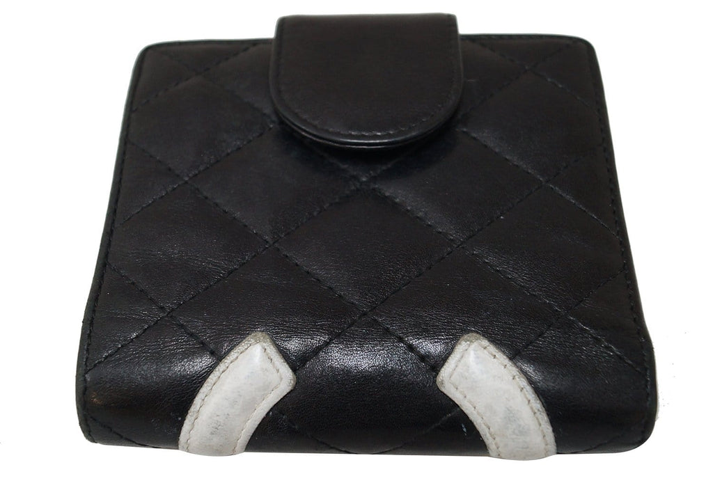 CHANEL Black Quilted Ligne Cambon Bifold Compact Wallet - Sale