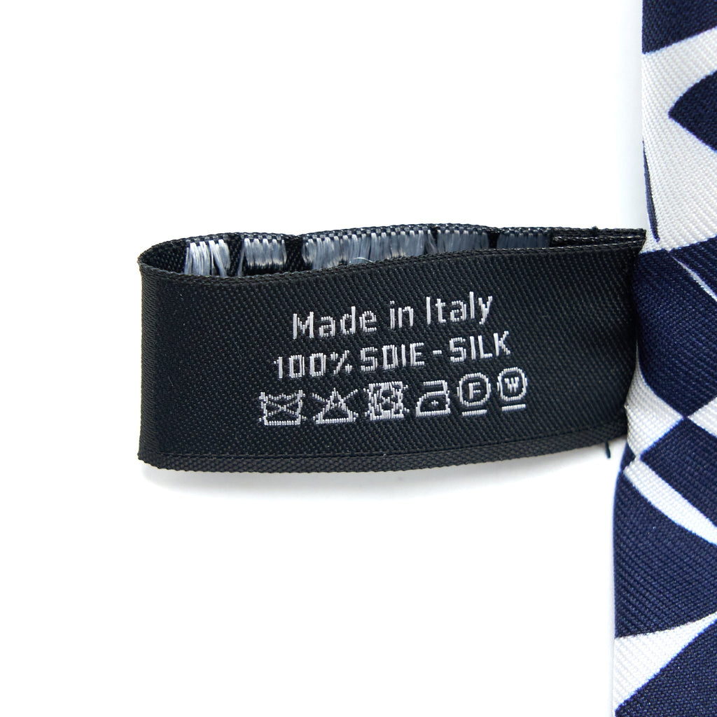 Chanel 23C CC Logo Hair Tie Navy/White