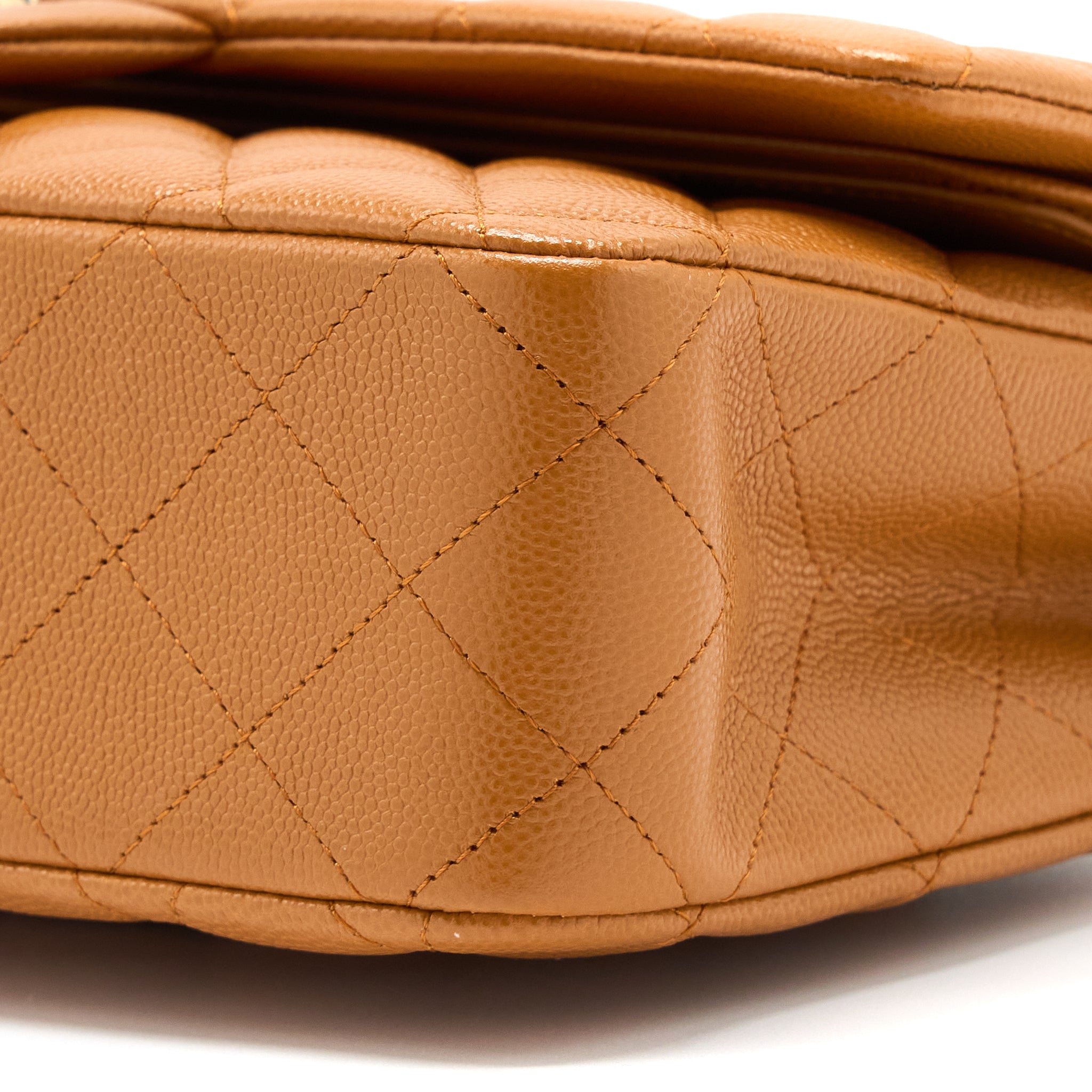 Chanel Medium Classic Double Flap Bag Caviar Caramel L (Microchip)
