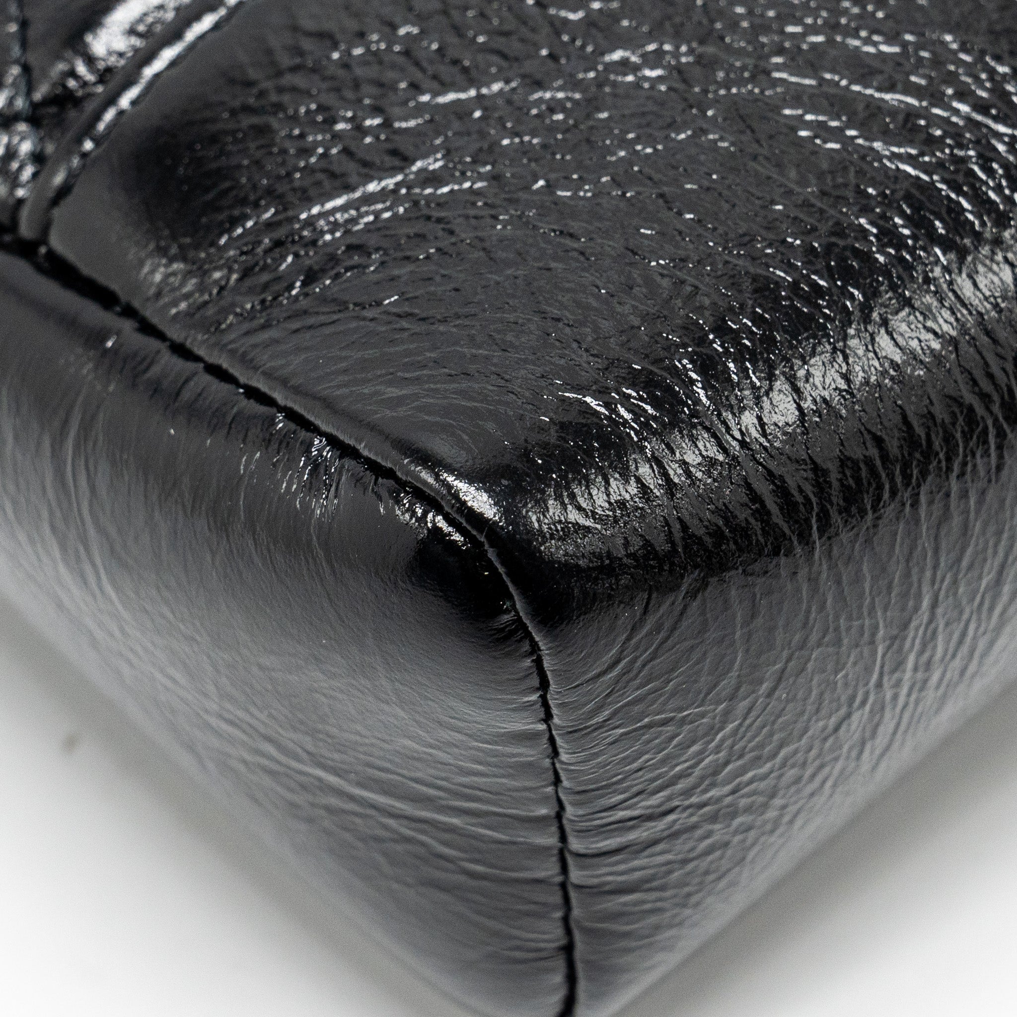 Chanel mini 31 bag shiny calfskin black L (microchip)