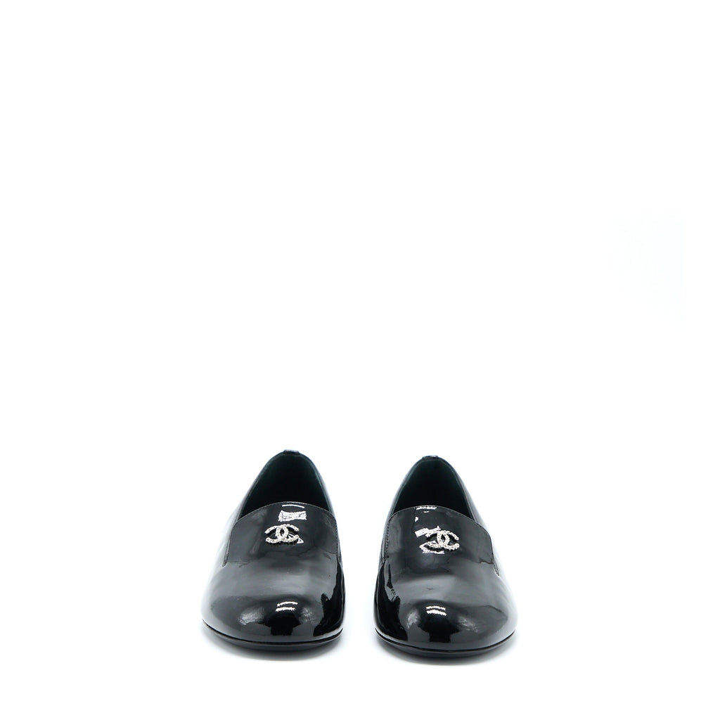 Chanel Size 35.5 Loafer with Pearl/Patent Black
