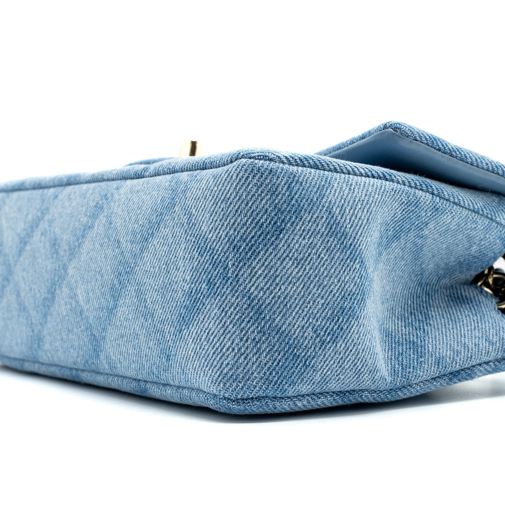 Chanel 22B Mini Rectangular Flap Bag Denim Light Blue L (microchip)