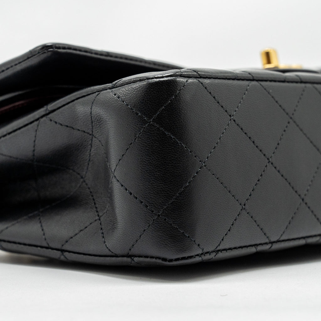 Chanel Medium Classic Double Flap Bag Lambskin Black  (microchip)