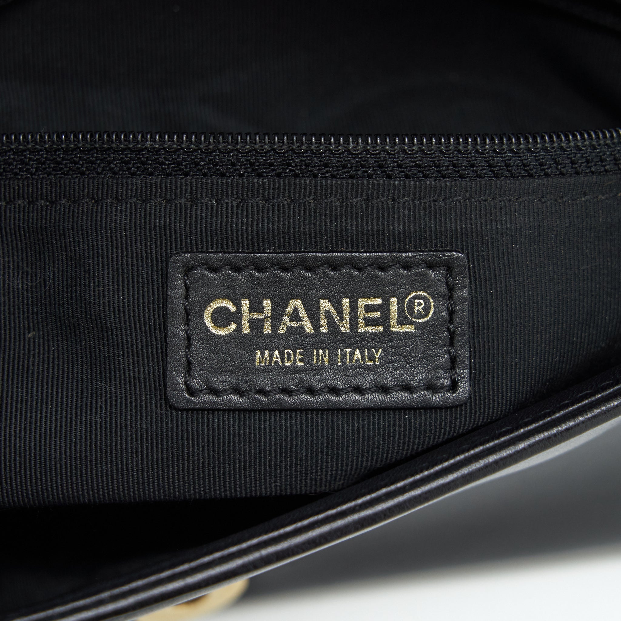 Chanel Vintage Chocolate Bar Flap Shoulder Bag Lambskin Black