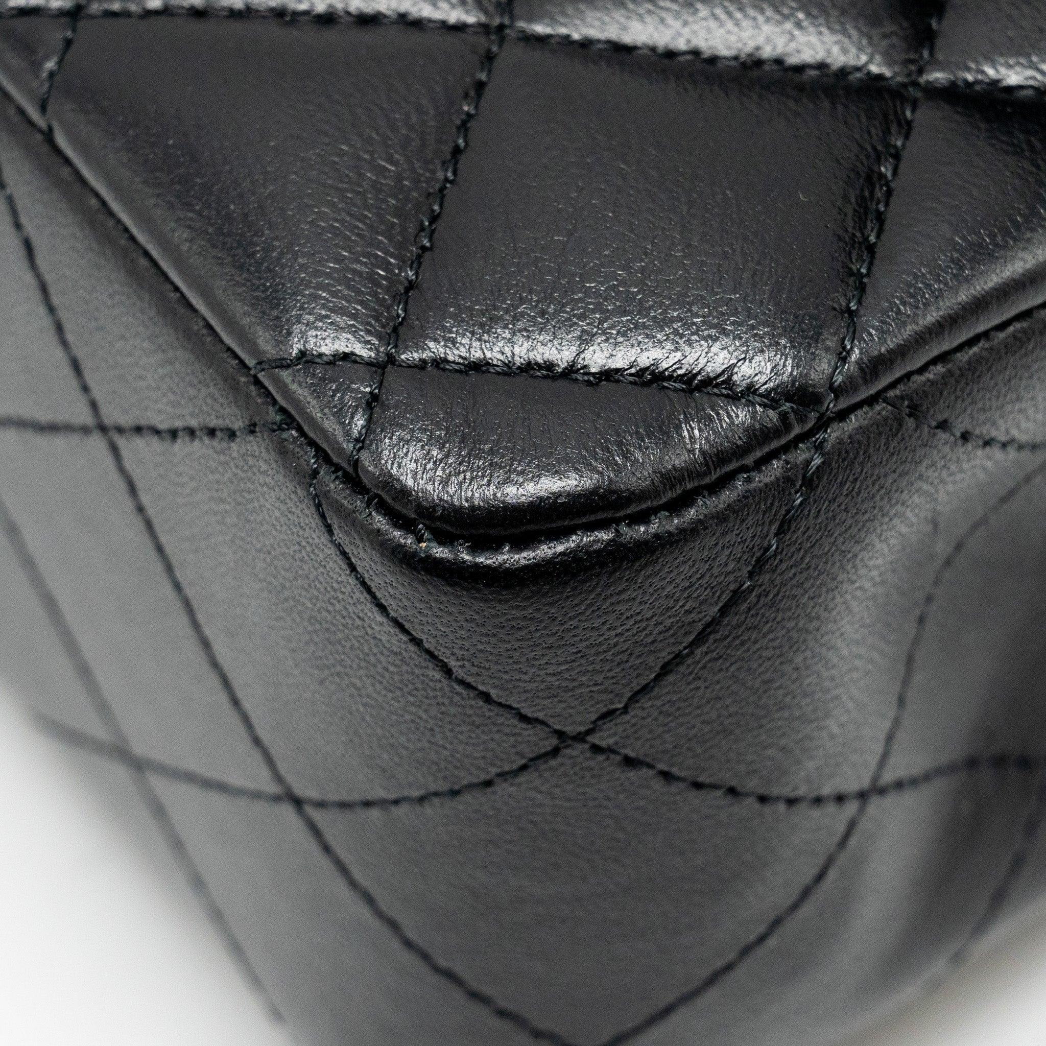 Chanel Medium Classic Double Flap Bag Lambskin Black  (microchip)