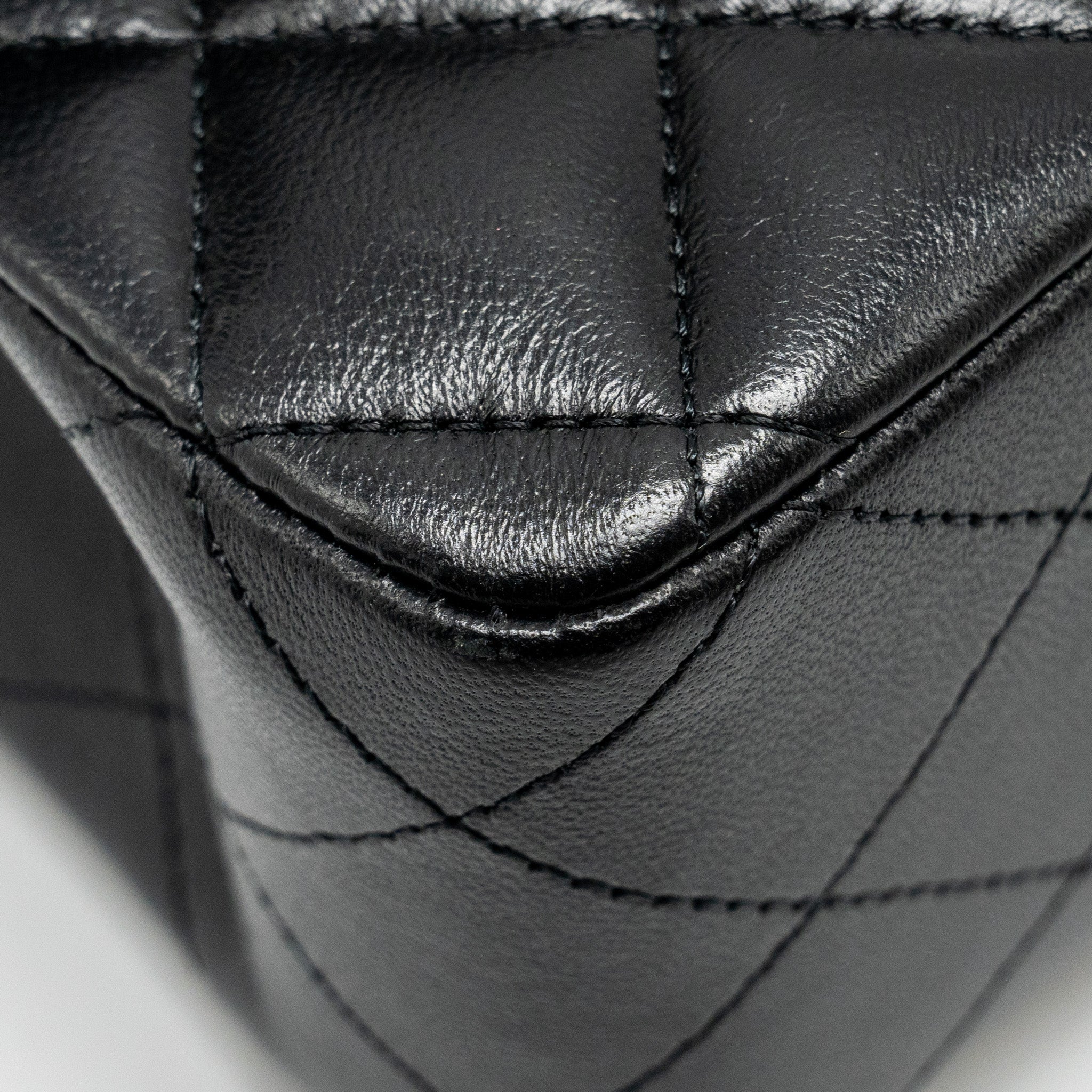 Chanel Medium Classic Double Flap Bag Lambskin Black  (microchip)