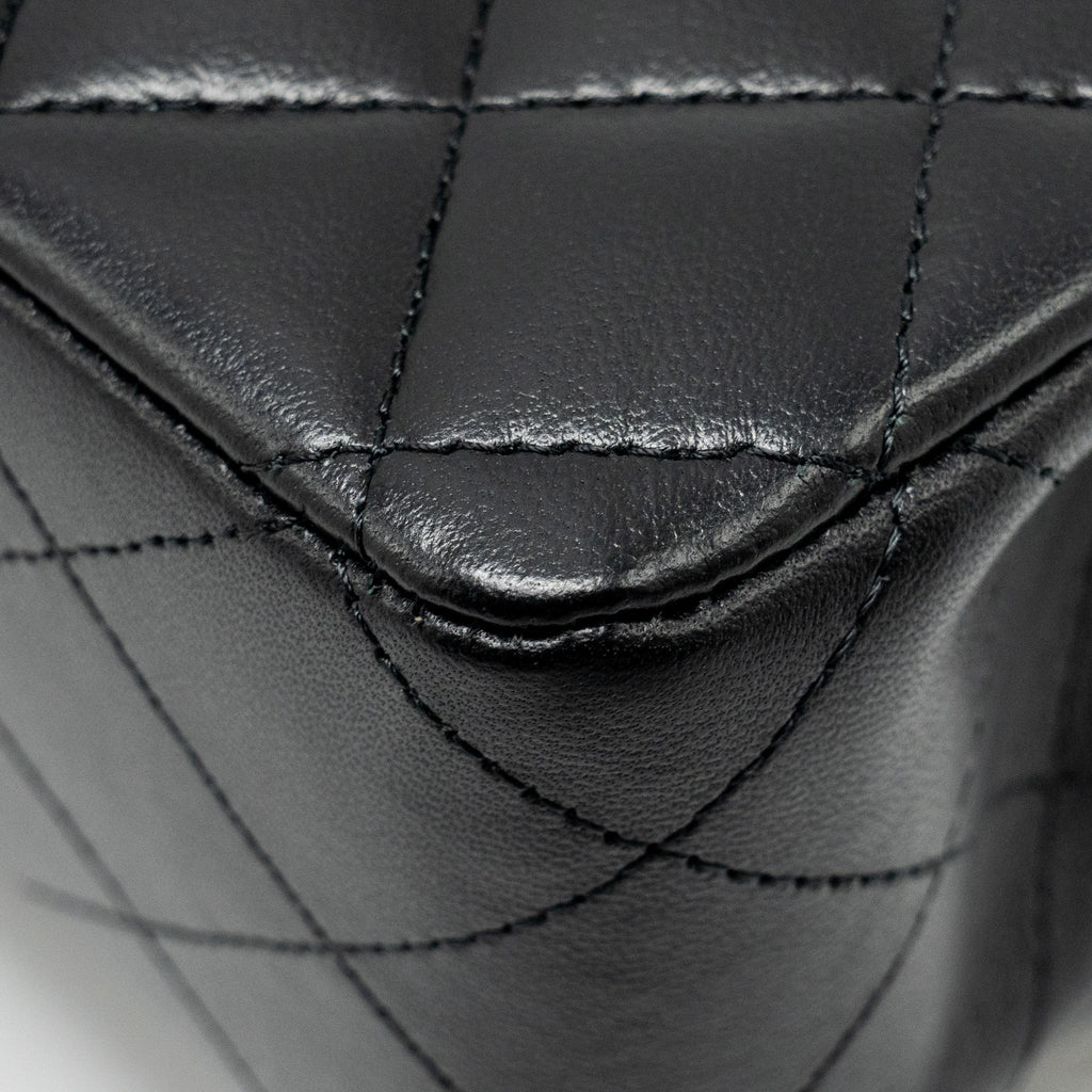 Chanel Medium Classic Double Flap Bag Lambskin Black  (microchip)