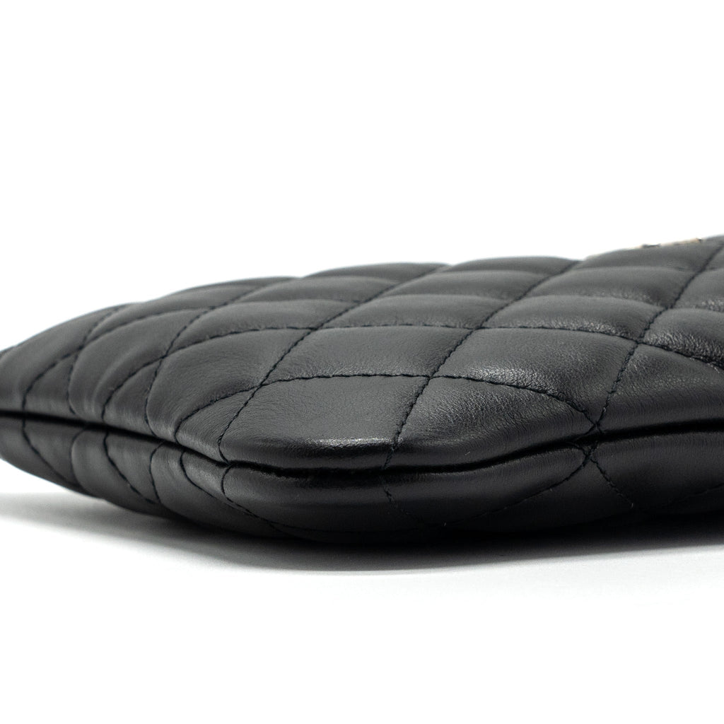 CHANEL SHOULDER BAG LAMBSKIN BLACK