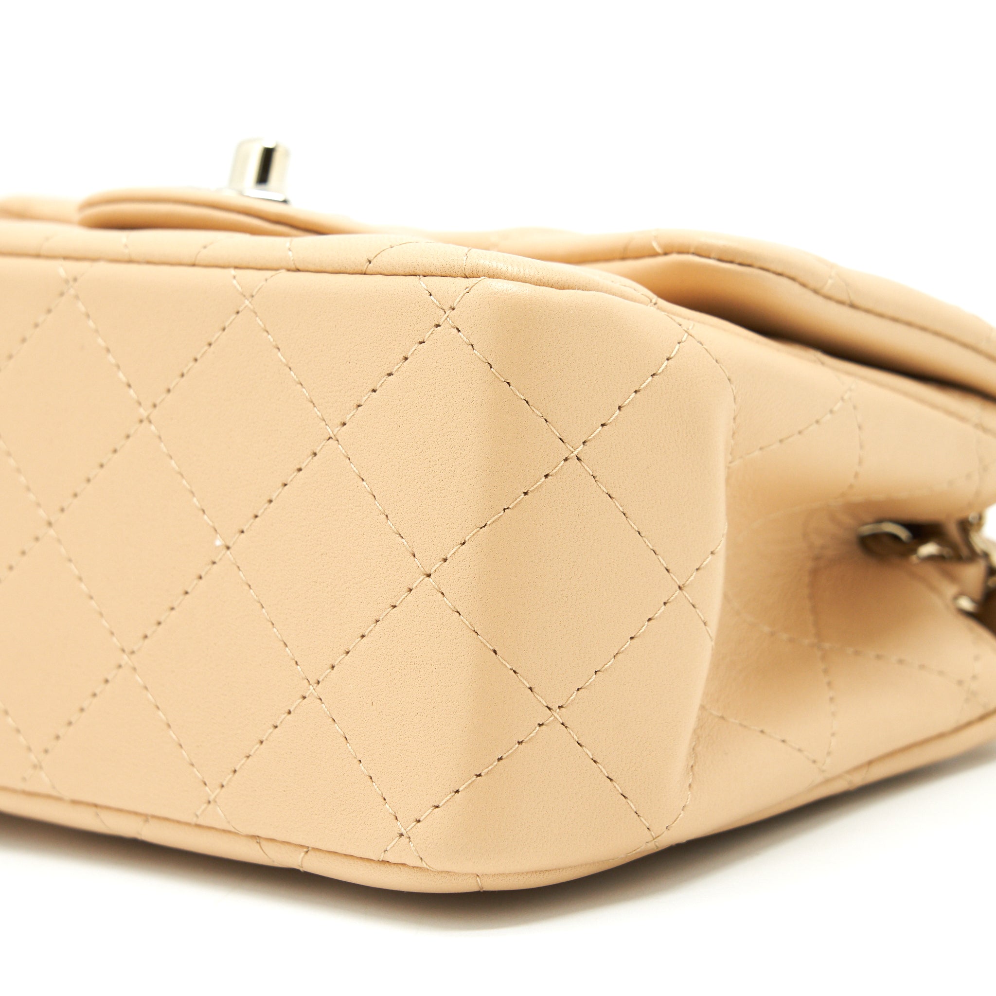 Chanel 22C Mini square flap Bag Lambskin beige L
