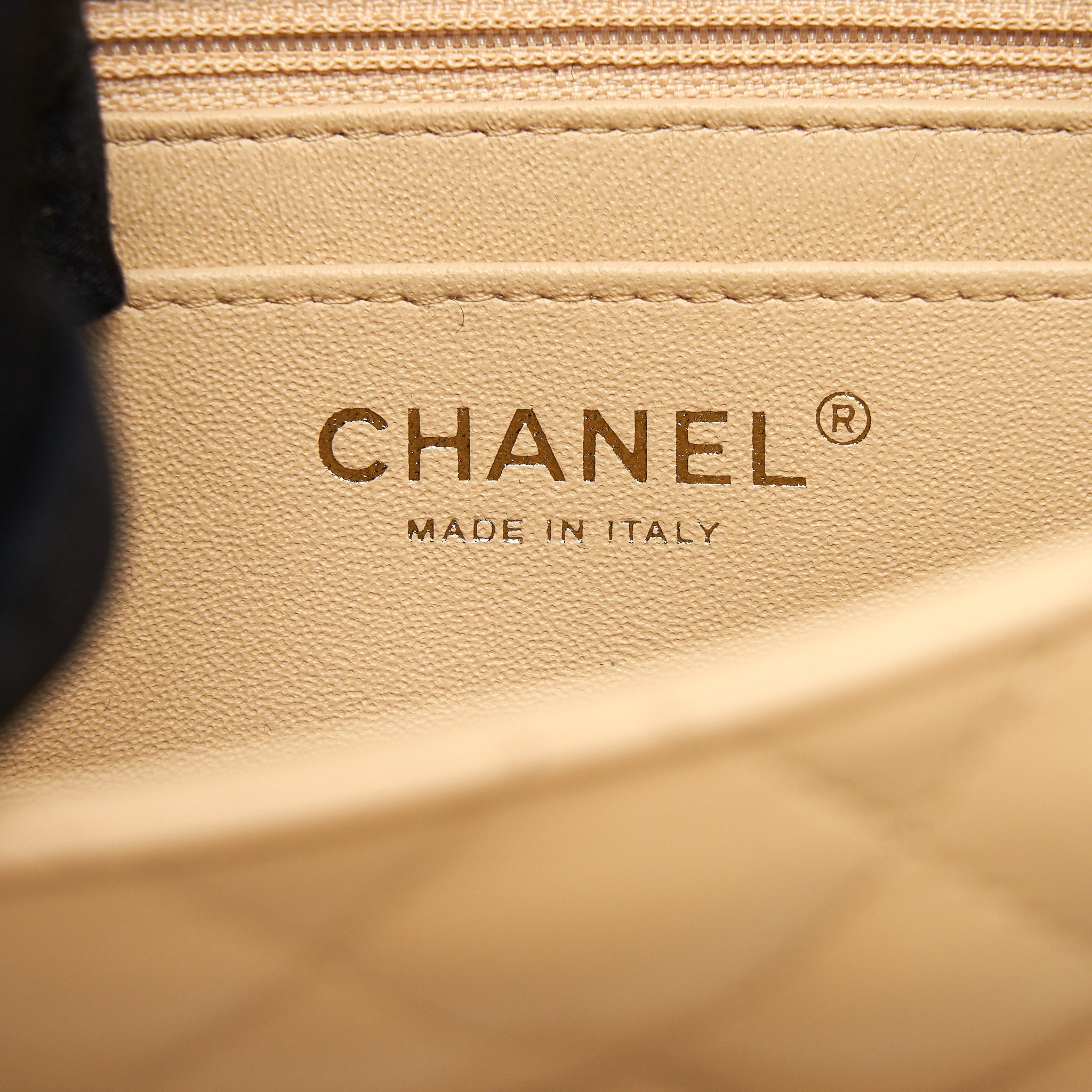 Chanel 22C Mini square flap Bag Lambskin beige L