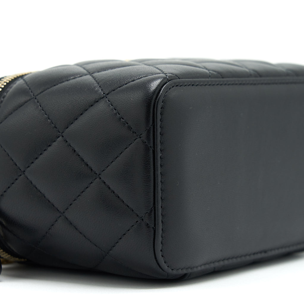 Chanel 22S Pearl Crush Long Vanity With Chain Lambskin Black