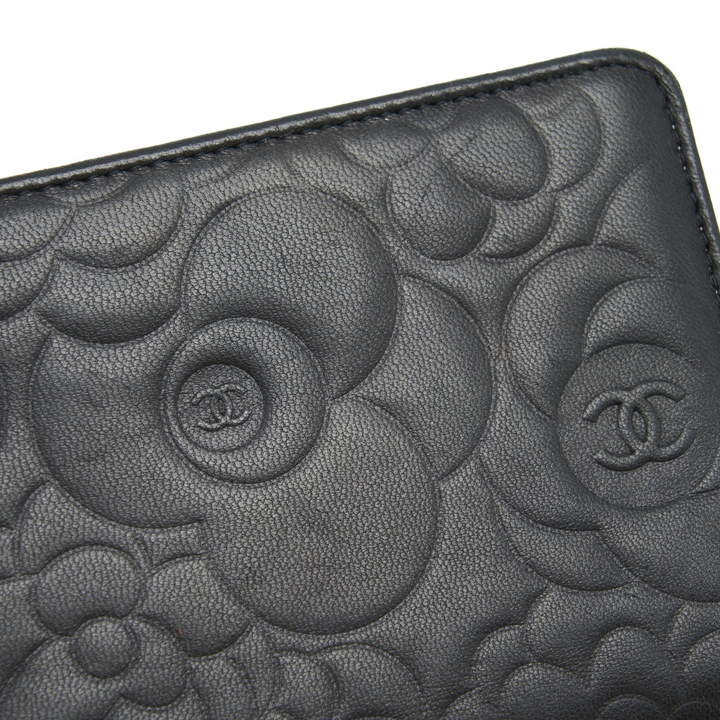 Chanel Camellia Fold Long Wallet Lambskin black / silver