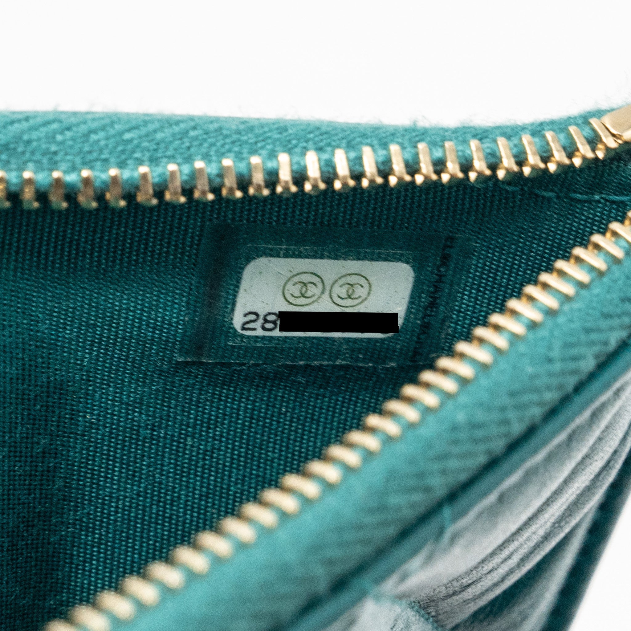 Chanel boy zip pouch lambskin green L