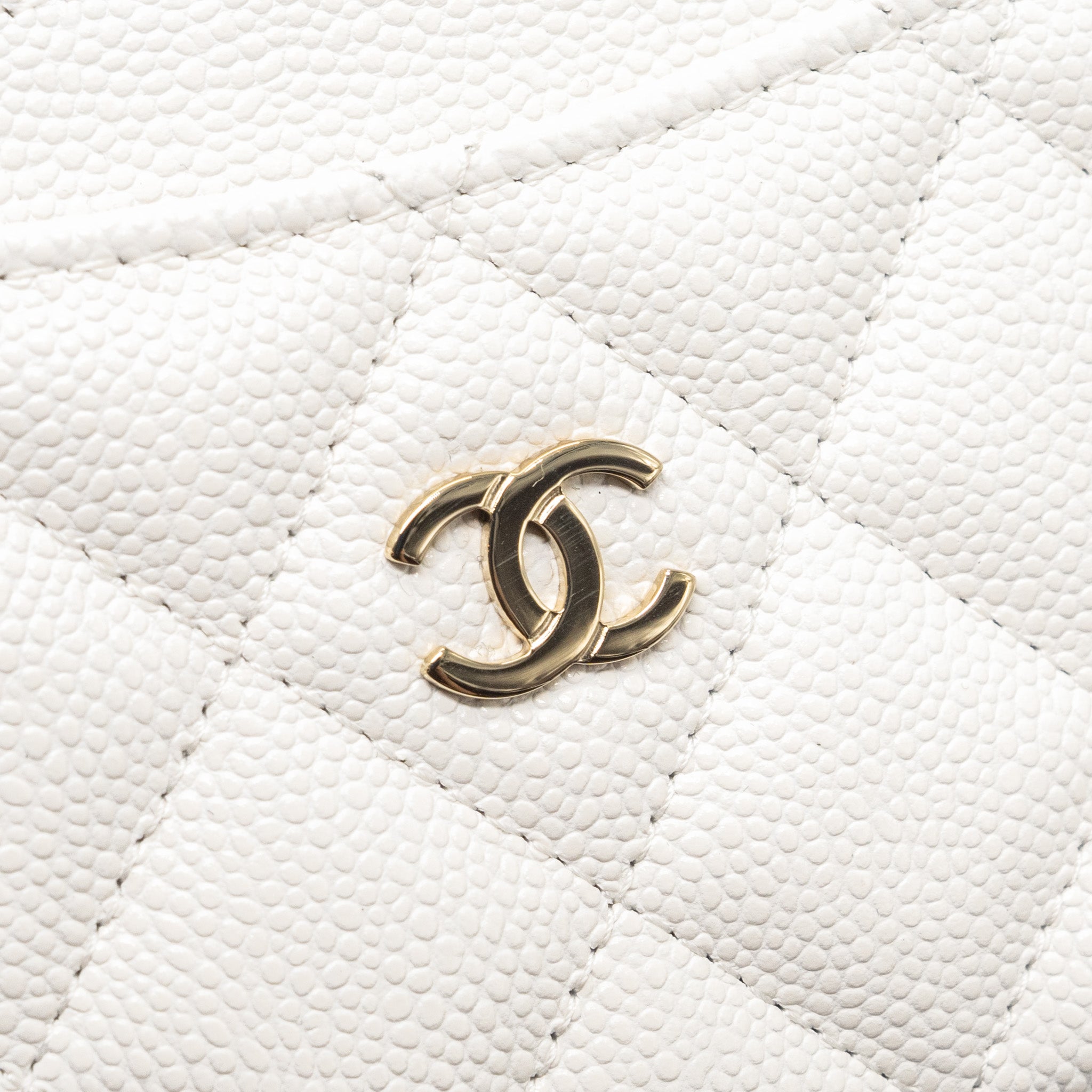 Chanel Classic Card Holder Caviar White L (Microchip)