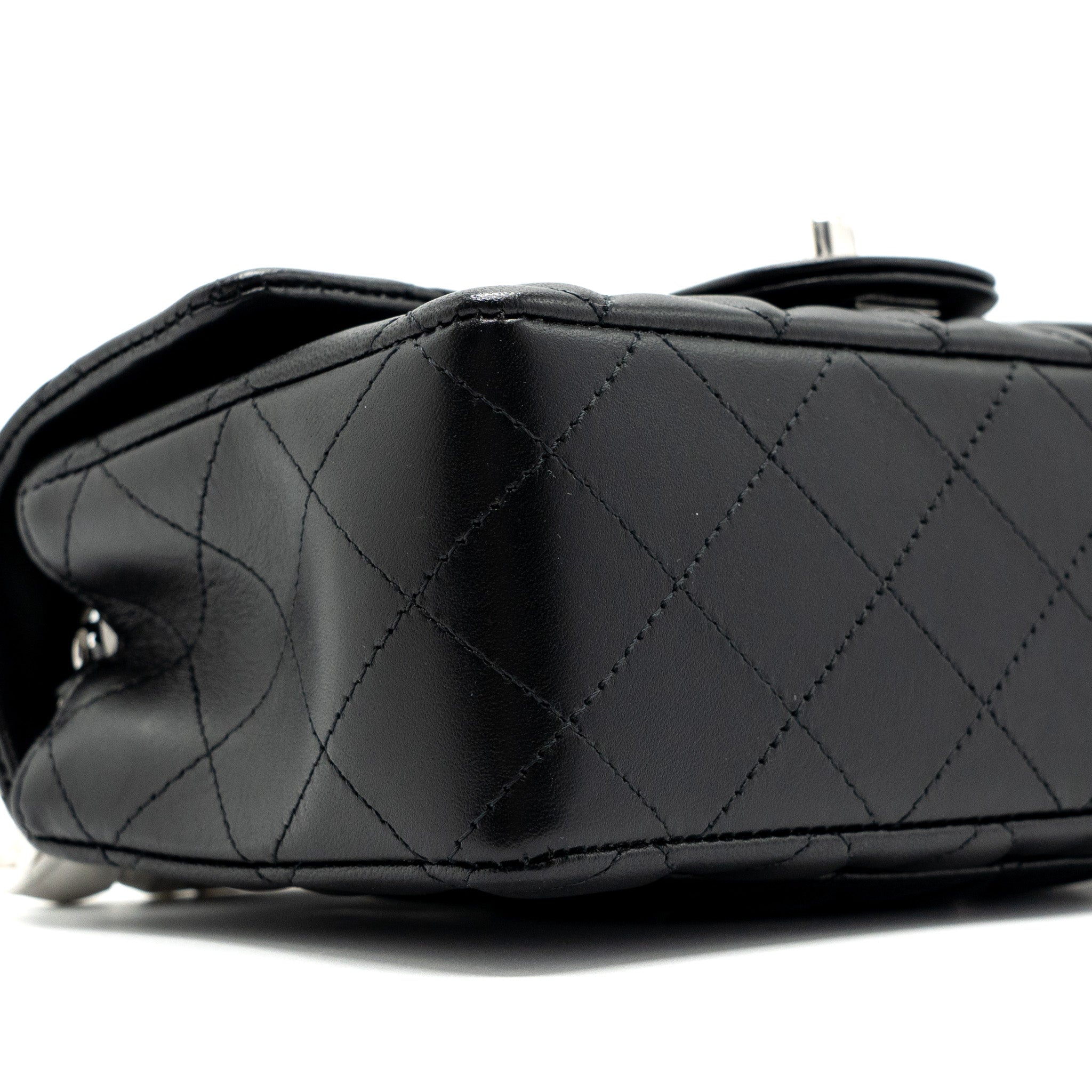 Chanel mini rectangular flap bag lambskin black   (microchip)