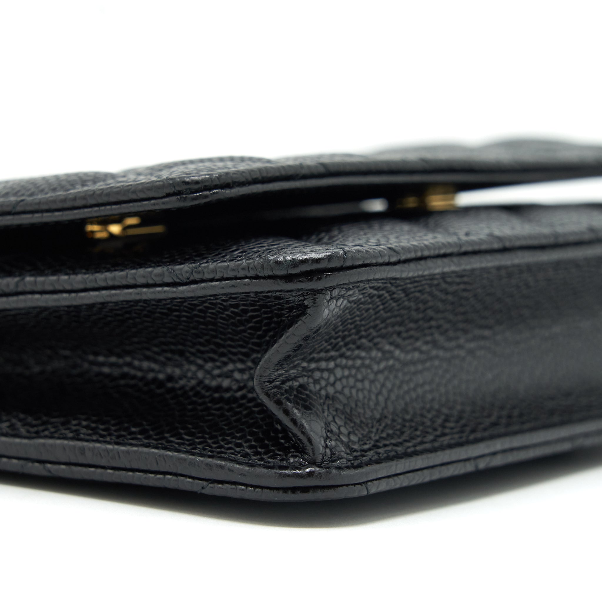 Chanel Classic Wallet on chain Caviar black