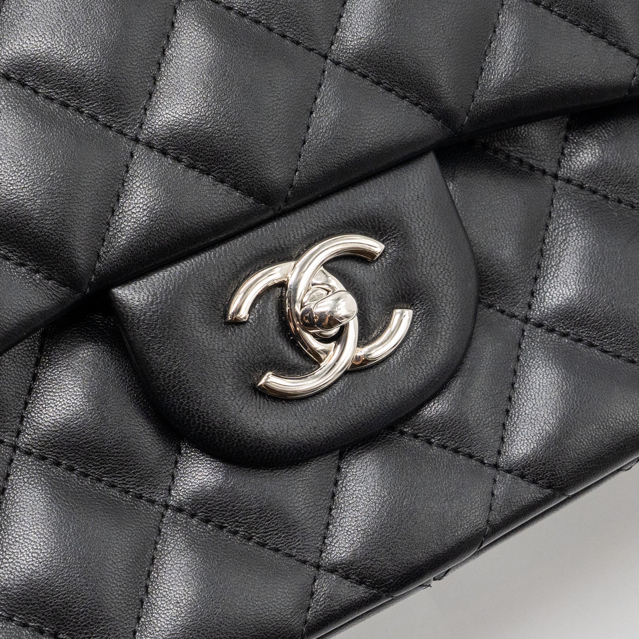 Chanel Jumbo Classic Double Flap Lambskin Black