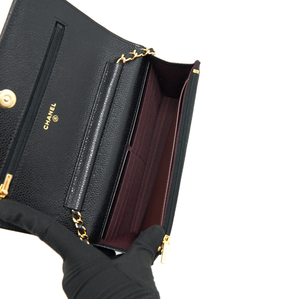 Chanel Classic Wallet on chain Caviar black