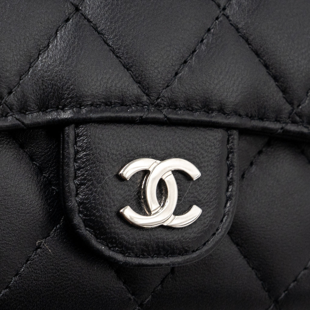 Chanel Classic flap card holder lambskin Black