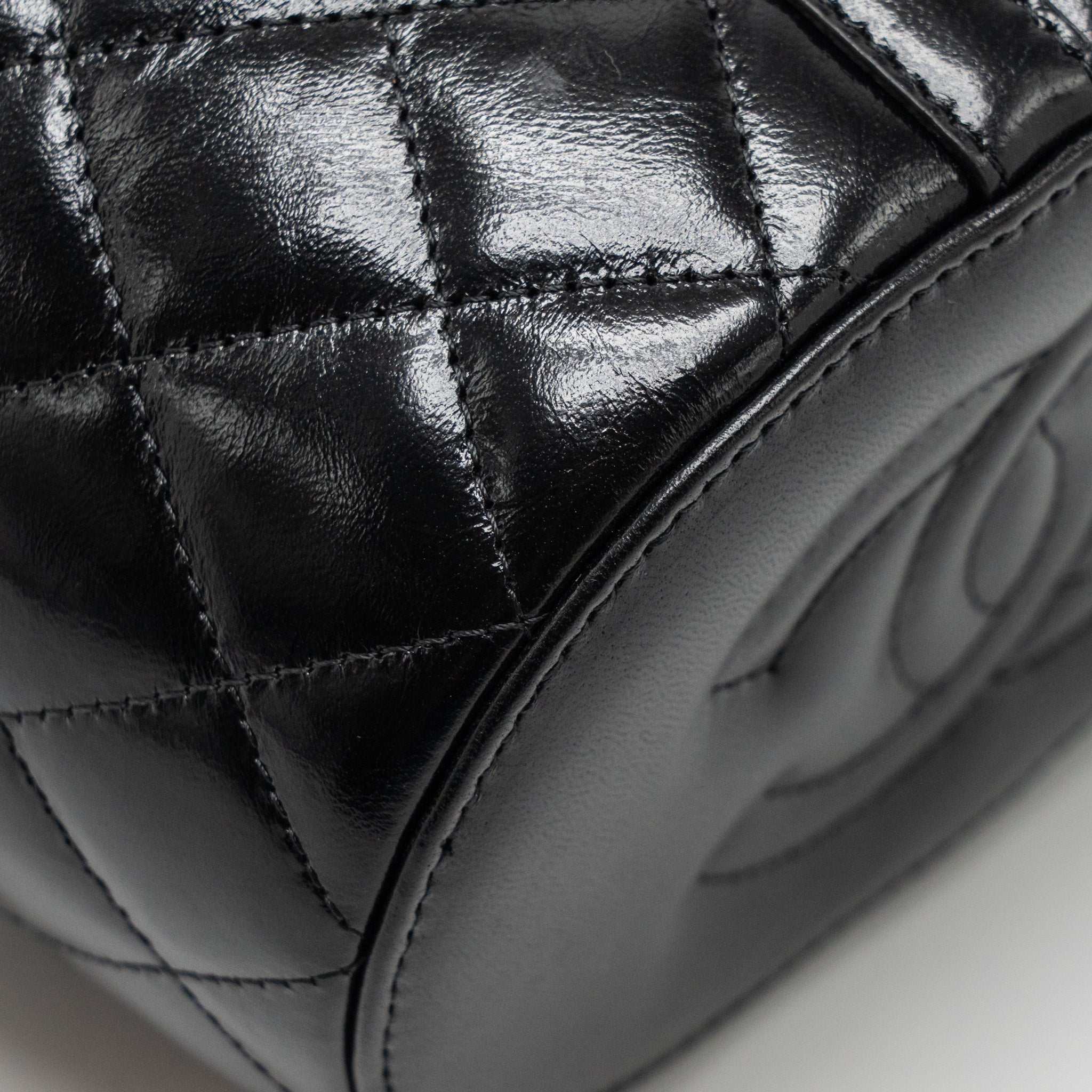 Chanel picnic vanity lambskin black  (microchip)