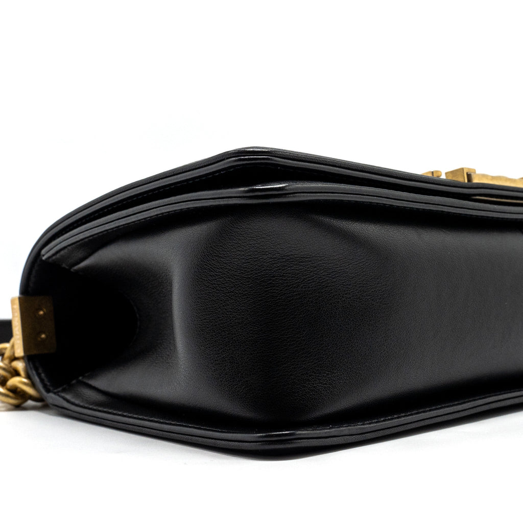 Chanel Medium Boy Bag Calfskin Black