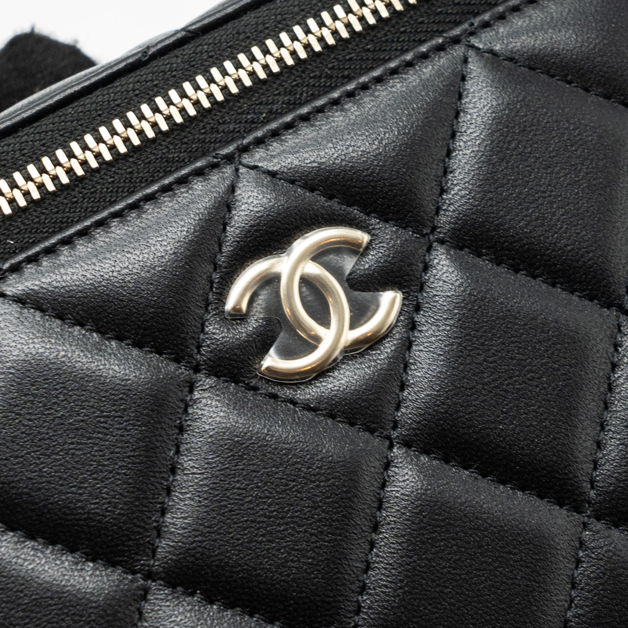 Chanel Top Handle Long Vanity With Chain Lambskin Black L(Microchip)
