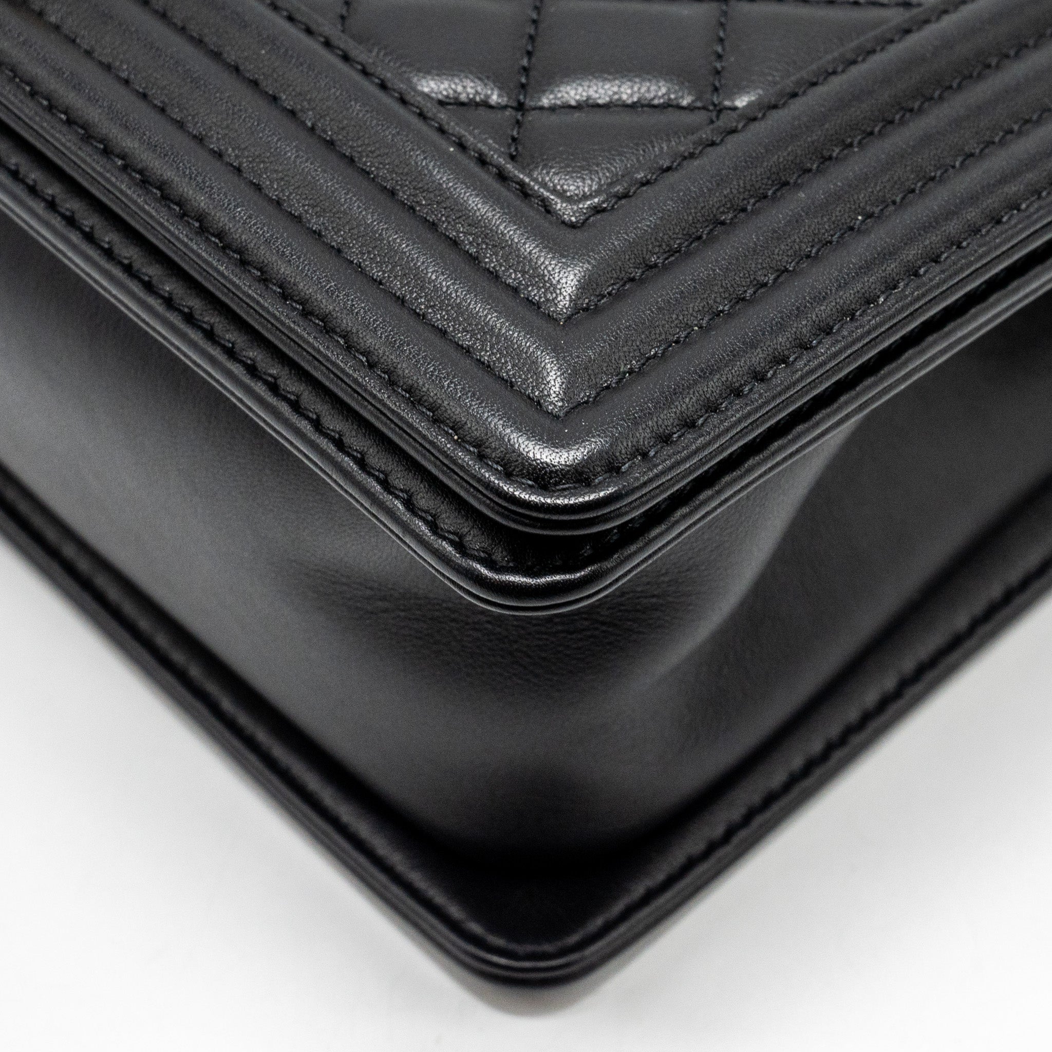 Chanel Medium Boy Bag Calfskin Black