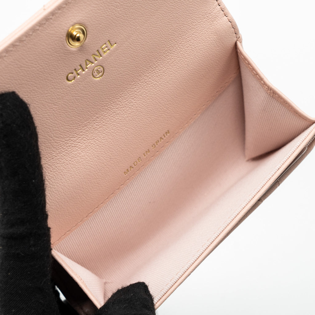 Chanel 19 Card Holder Lambskin Light Pink  (microchip)