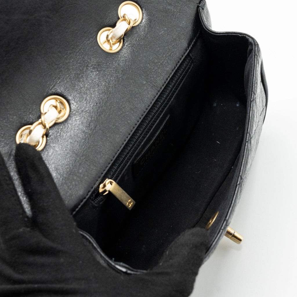 Chanel Quilted Flap Bag Lambskin White/ Black