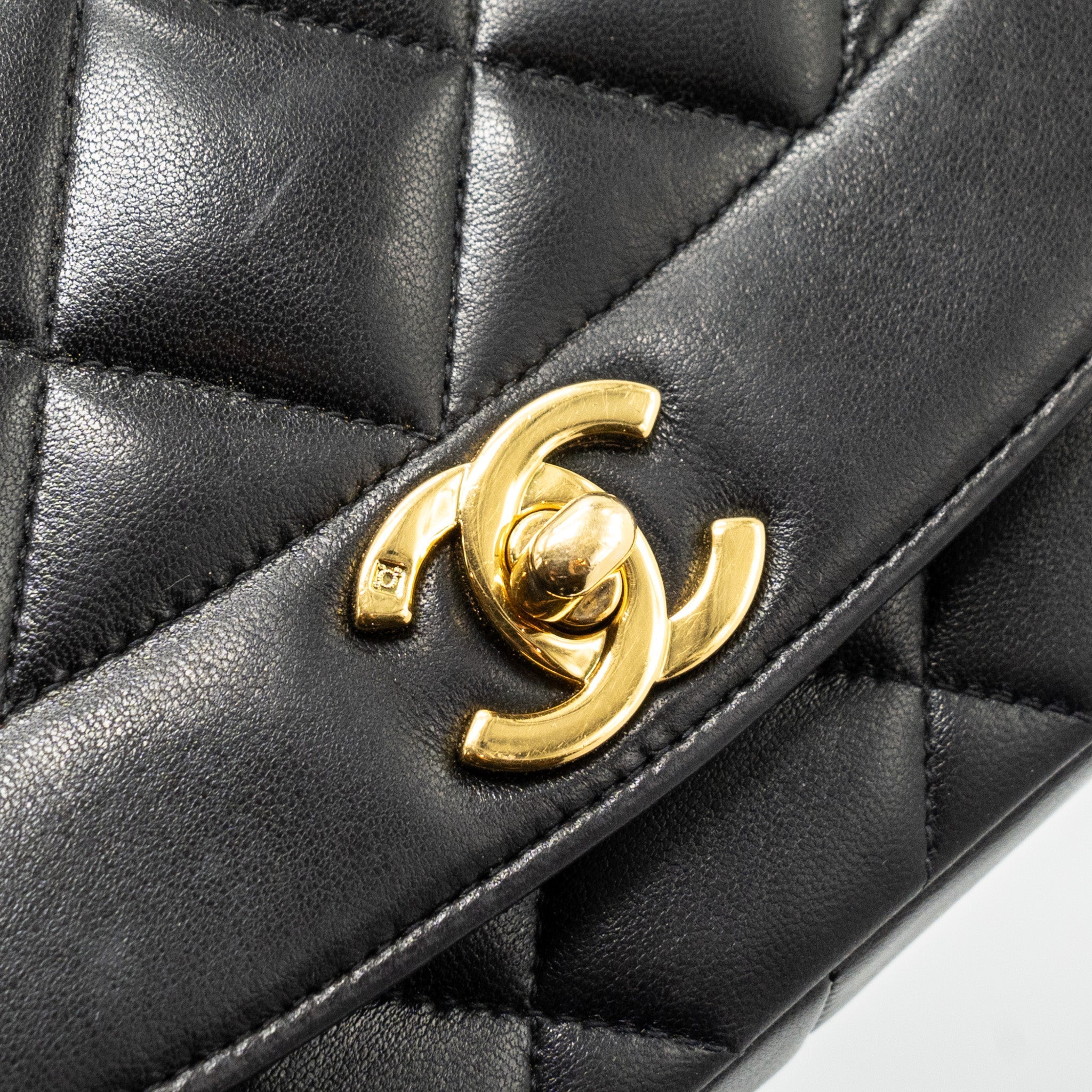 Chanel Vintage Diana Flap Bag Lambskin Black