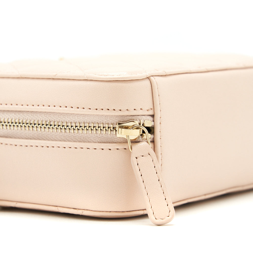 Chanel Pearl Crush Mini camera case with chain Lambskin light beige