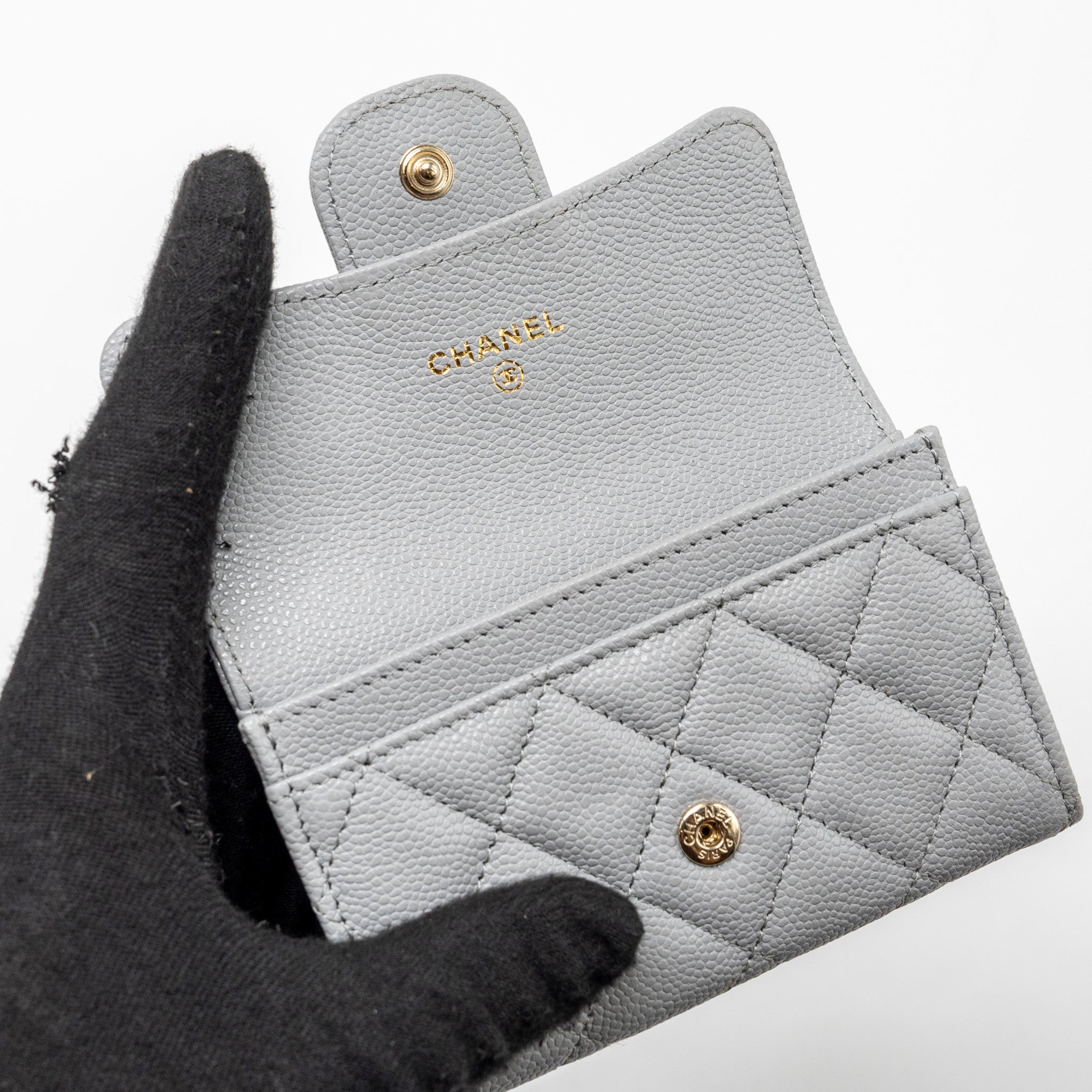 Chanel Classic Flap Card Holder Caviar Light Grey L (Microchip)