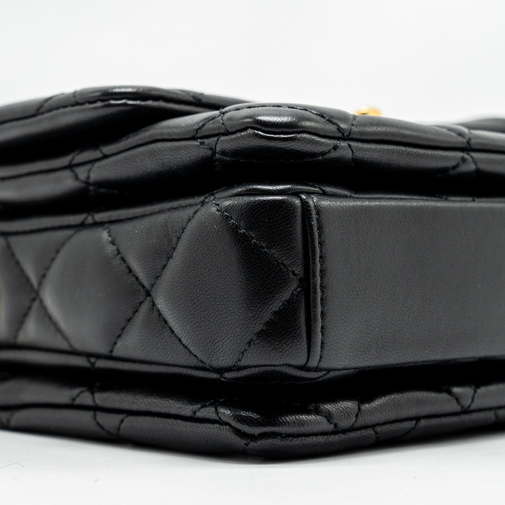 Chanel 22A Button on chain Flap Bag Lambskin Black  (Microchip)