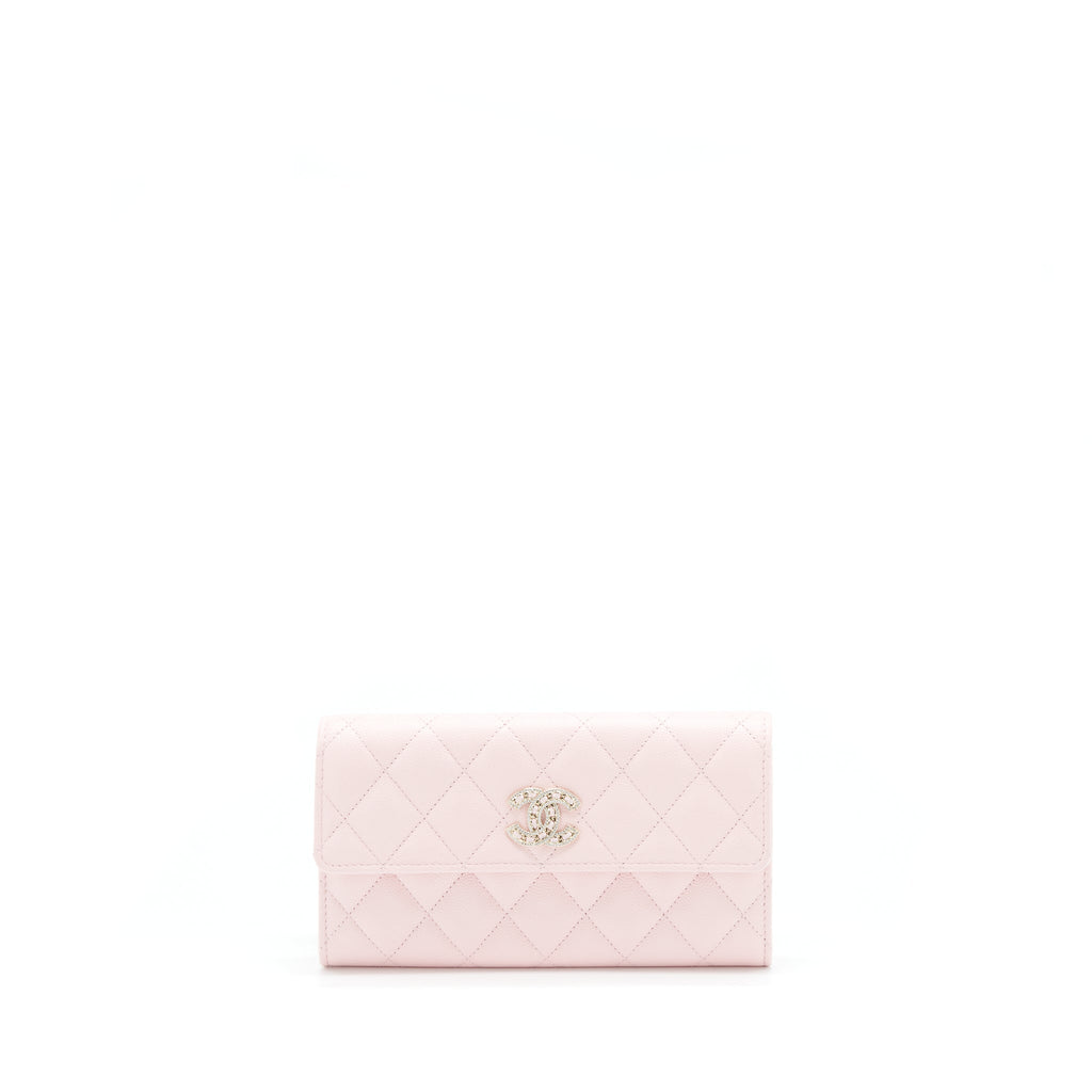 Chanel 22S detailed logo flap long wallet caviar light pink with L