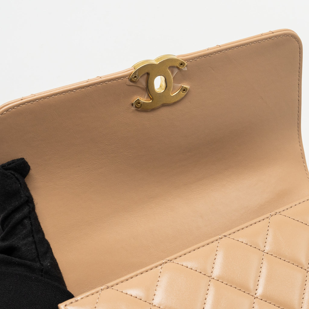 Chanel 21A Gold Crush Flap Bag Calfskin Beige  (Microchip)