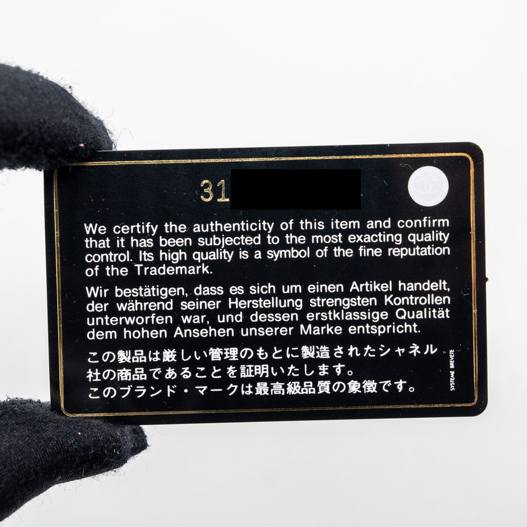 Chanel boy card holder with chain caviar black