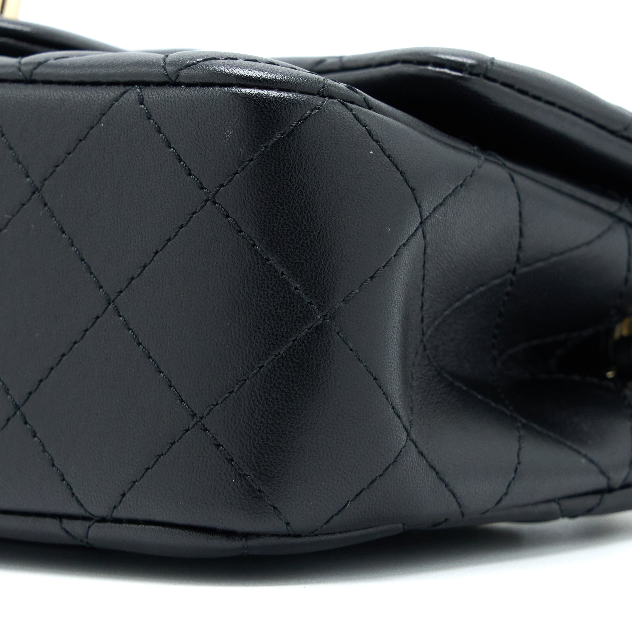 Chanel 23C Pearl Crush Mini Rectangular Flap Bag Lambskin Black L (Microchip)